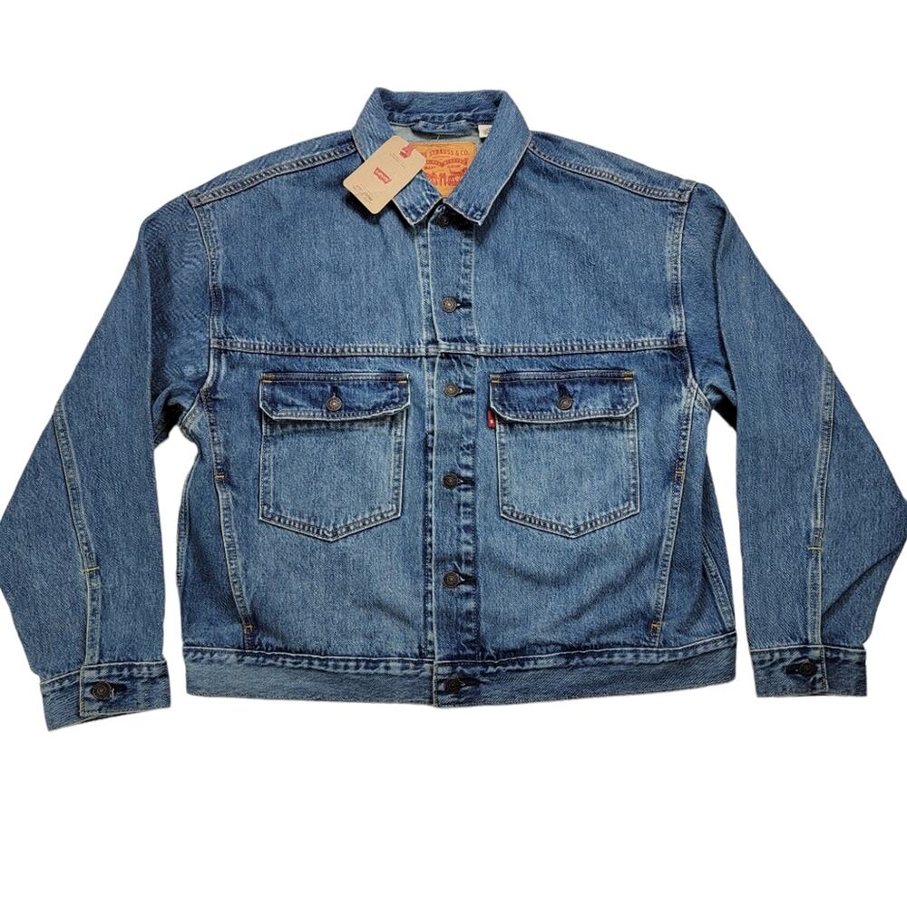 MSRP $109, Levi's Vintage Relaxed Fit Trucker Jean Jacket Size M - 100% Cotton